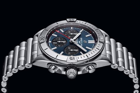 Universal Genius: Reviewing the Breitling Chronomat B01 Chronograph .